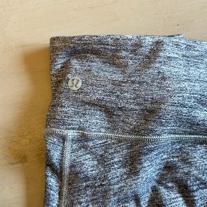 Lululemon Wunder Under leggings